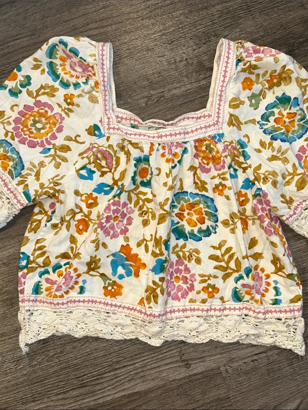 Christian Siriano Floral Linen Blend Crochet Lace Boho Peasant Top OSFA - Picture 3 of 9